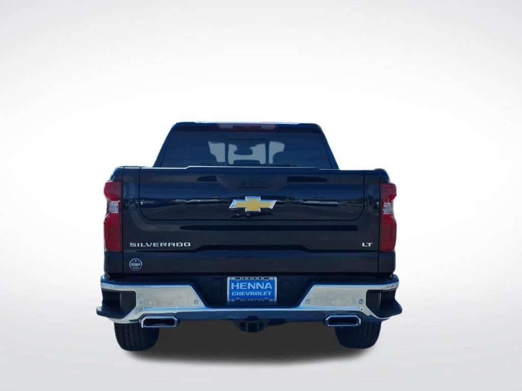 2026 Chevrolet Silverado 1500 - Image 4