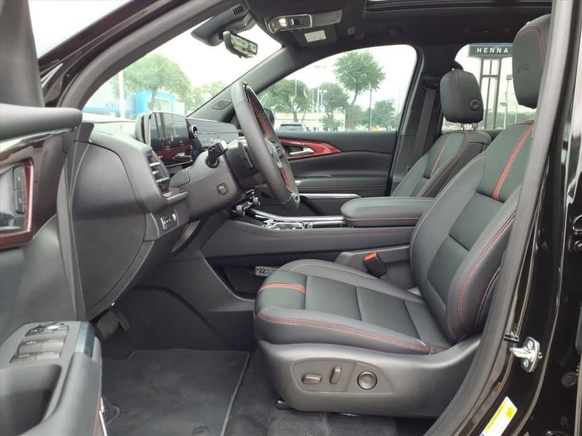 2026 Chevrolet Traverse - Image 17