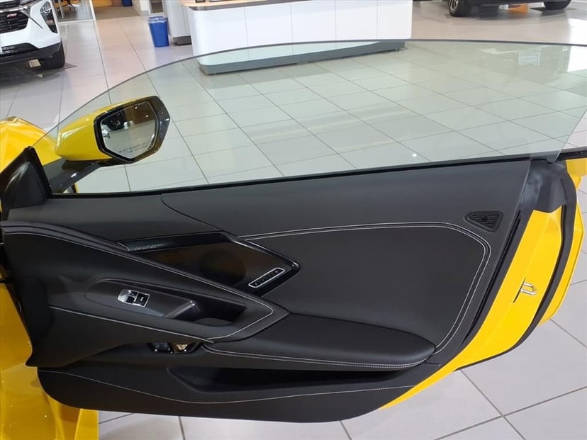 2026 Chevrolet Corvette Stingray - Image 12