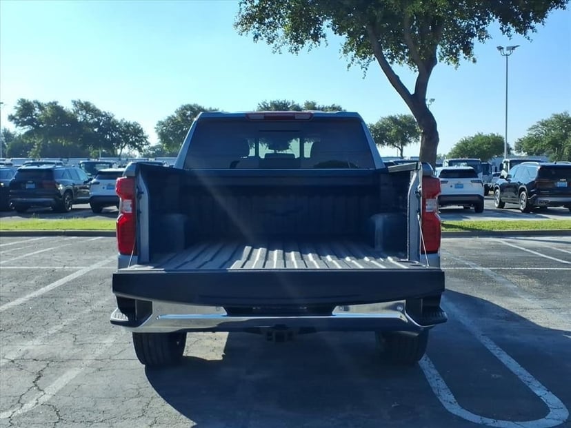 2026 Chevrolet Silverado 1500 - Image 12