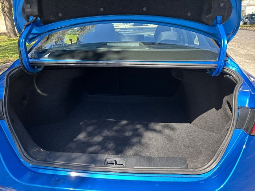 2025 Nissan Sentra - Image 26