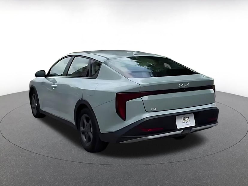 2025 Kia K4 - Image 10