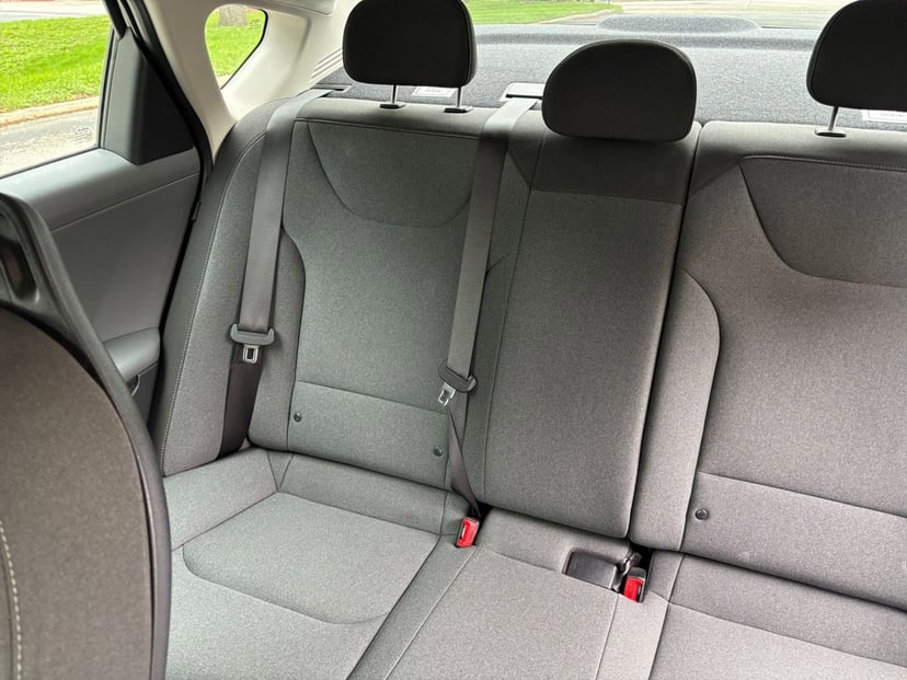 2025 Kia K4 - Image 34