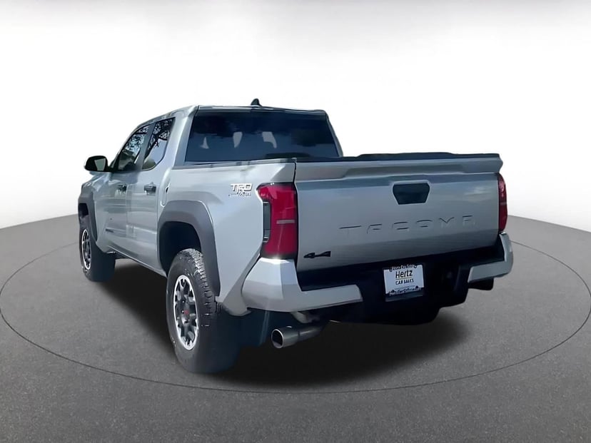 2024 Toyota Tacoma - Image 10