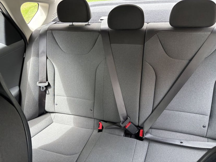 2025 Kia K4 - Image 34