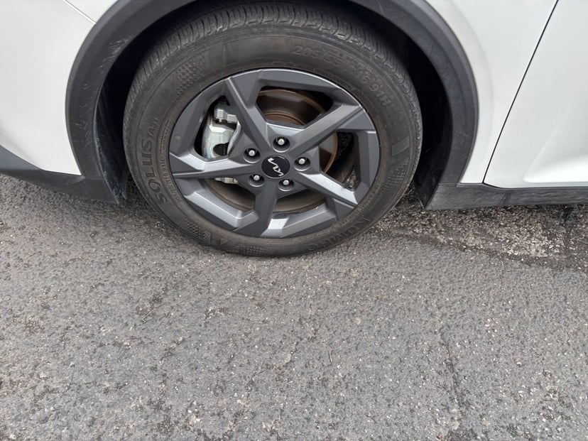 2025 Kia K4 - Image 26