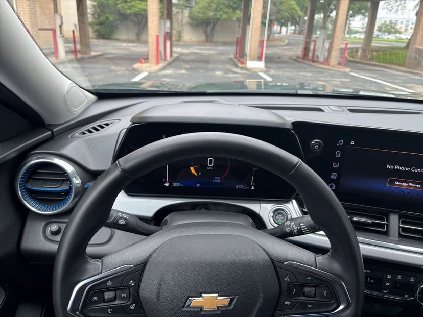 2025 Chevrolet Trax - Image 29