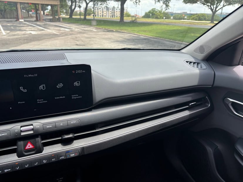 2025 Kia K4 - Image 30