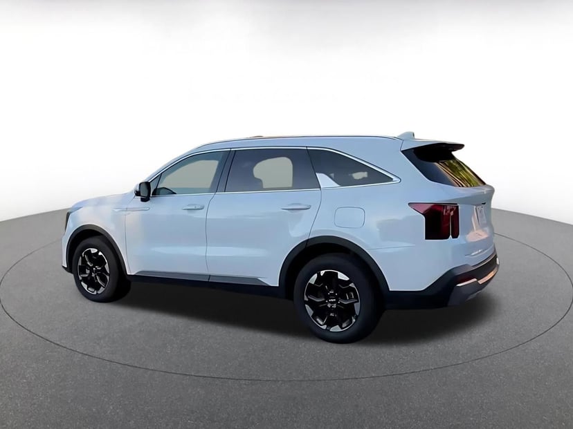 2024 Kia Sorento - Image 10