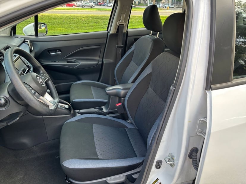 2025 Nissan Versa - Image 31