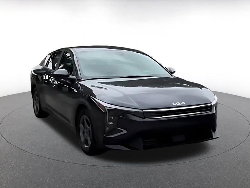 2025 Kia K4 - Image 3