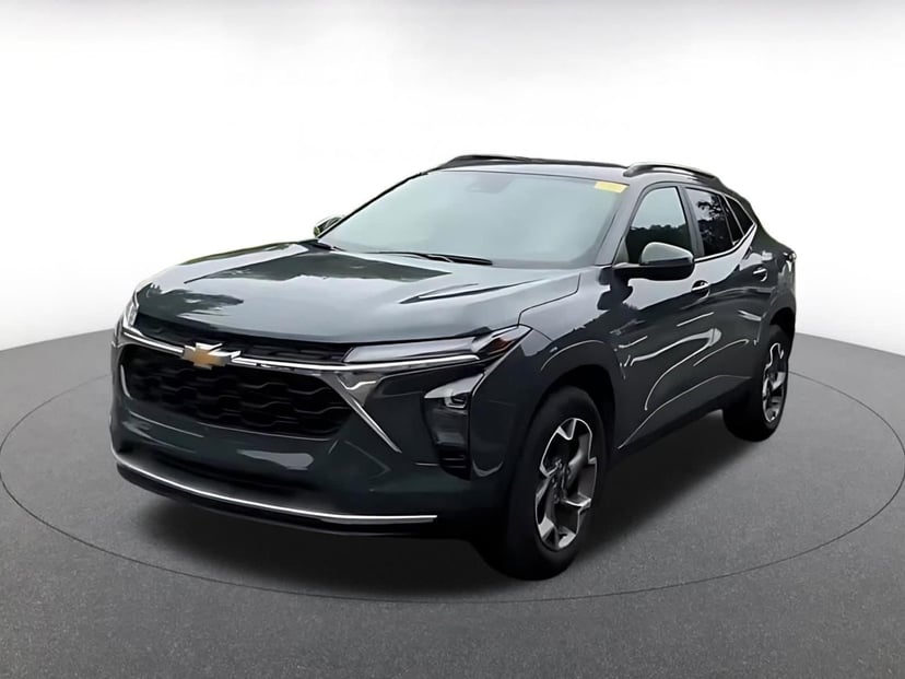 2025 Chevrolet Trax - Image 6