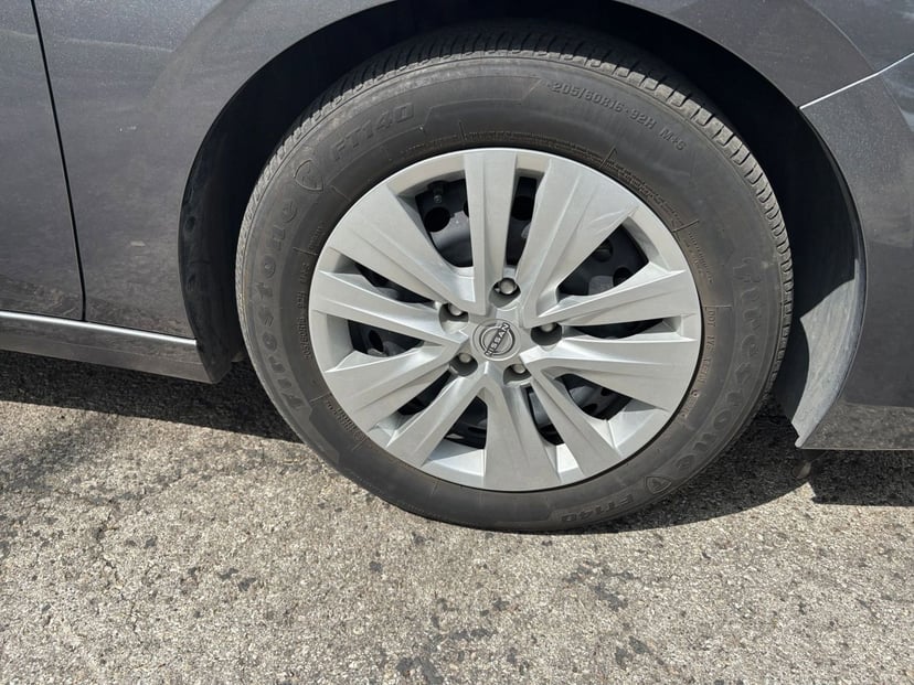 2025 Nissan Sentra - Image 20