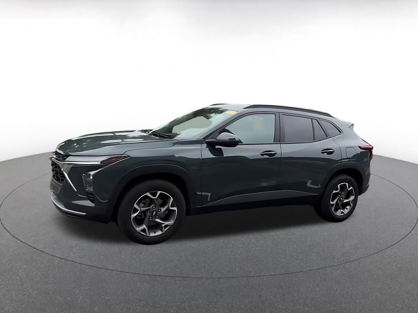 2025 Chevrolet Trax - Image 7