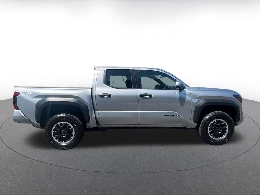 2024 Toyota Tacoma - Image 15