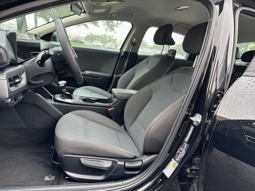 2025 Kia K4 - Image 22