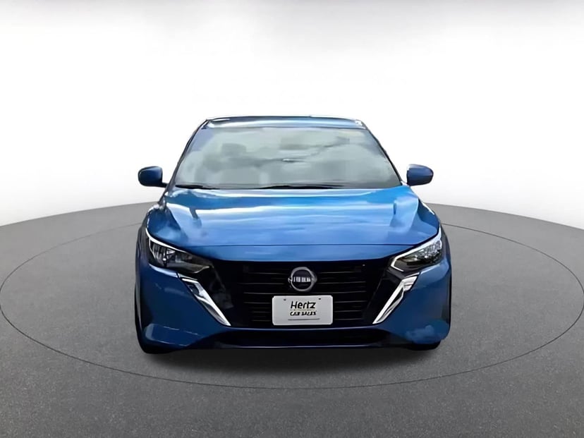 2025 Nissan Sentra - Image 5