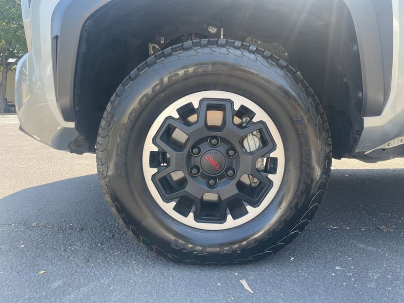 2024 Toyota Tacoma - Image 25