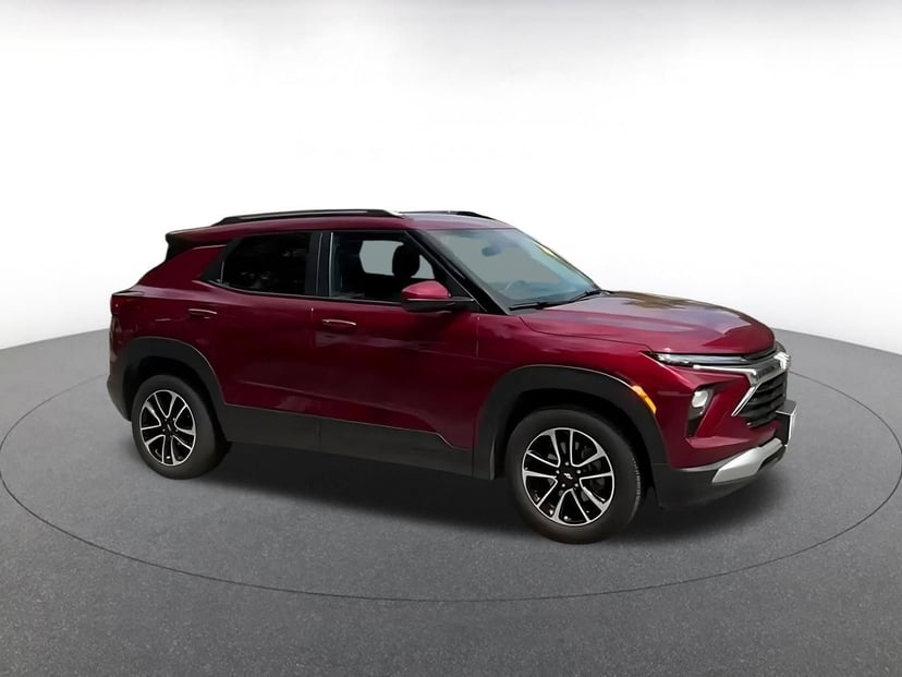 2025 Chevrolet Trailblazer - Image 2