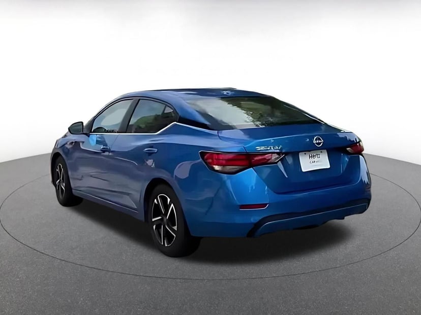 2025 Nissan Sentra - Image 11