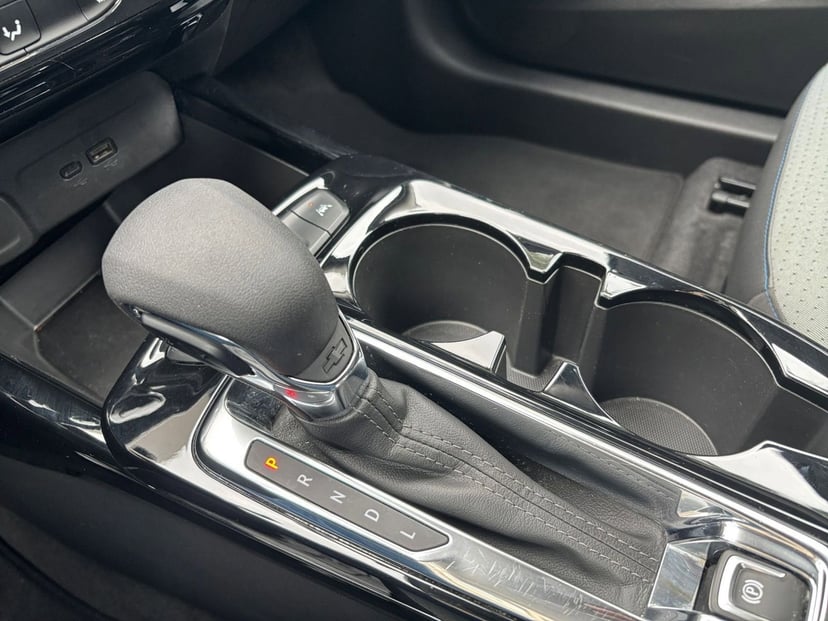 2025 Chevrolet Trax - Image 36