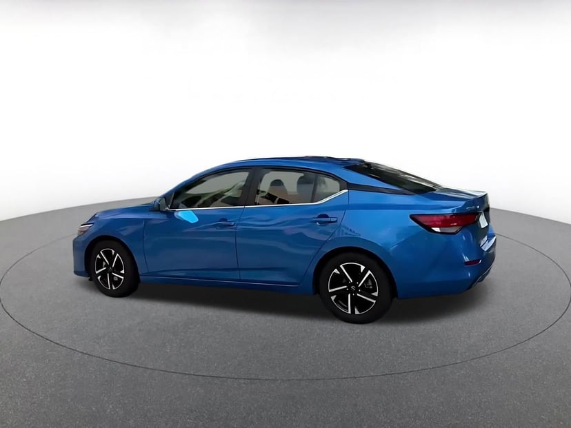 2025 Nissan Sentra - Image 10
