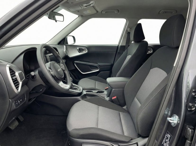 2025 Kia Soul - Image 9