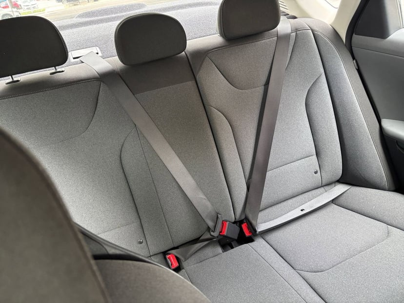 2025 Kia K4 - Image 32