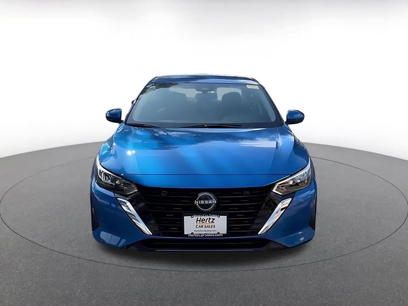 2025 Nissan Sentra - Image 4