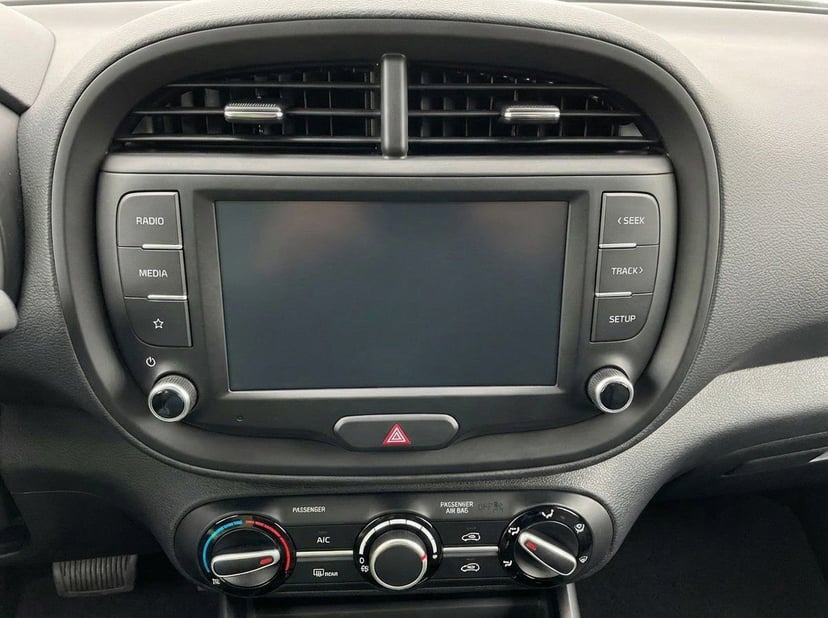 2025 Kia Soul - Image 13