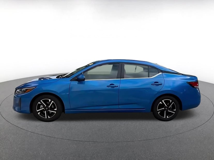 2025 Nissan Sentra - Image 8