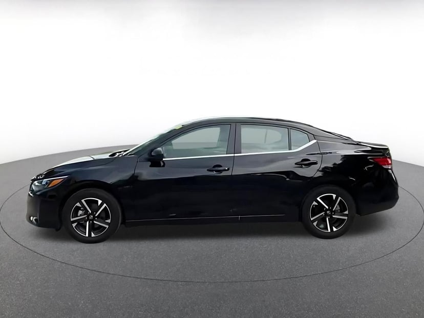 2025 Nissan Sentra - Image 6