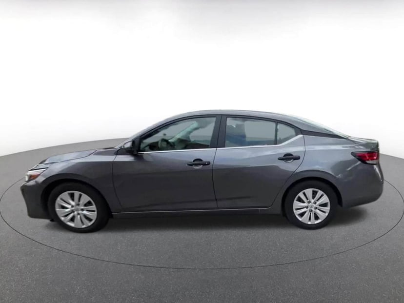 2025 Nissan Sentra - Image 7