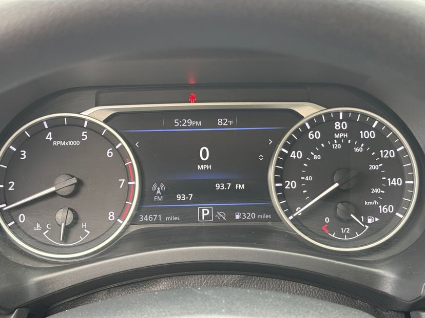 2025 Nissan Sentra - Image 35