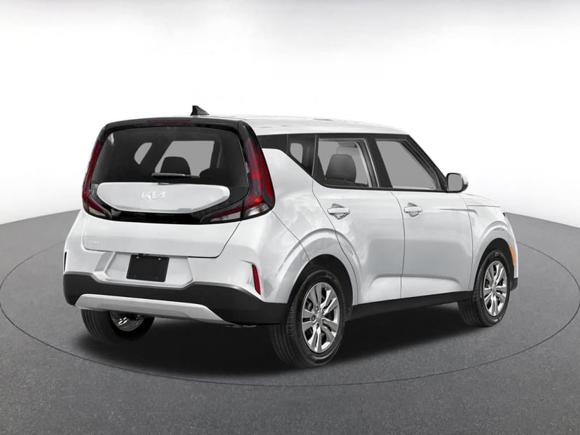 2025 Kia Soul - Image 2