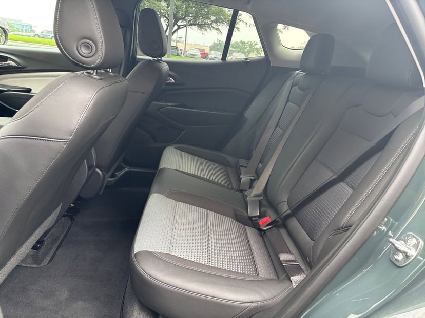 2025 Chevrolet Trax - Image 21