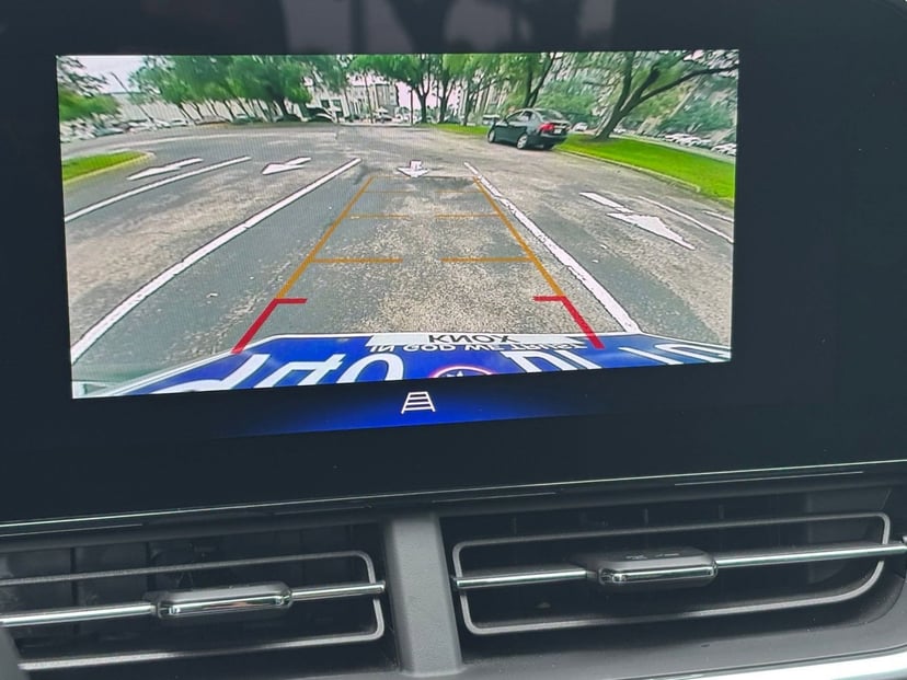 2025 Chevrolet Trax - Image 20
