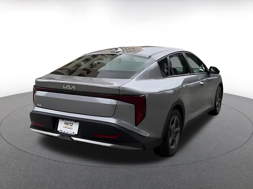 2025 Kia K4 - Image 15