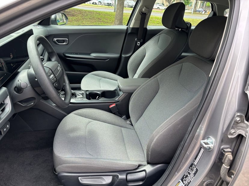 2025 Kia K4 - Image 31