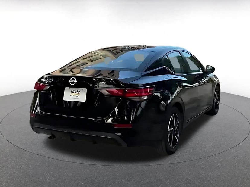 2025 Nissan Sentra - Image 15