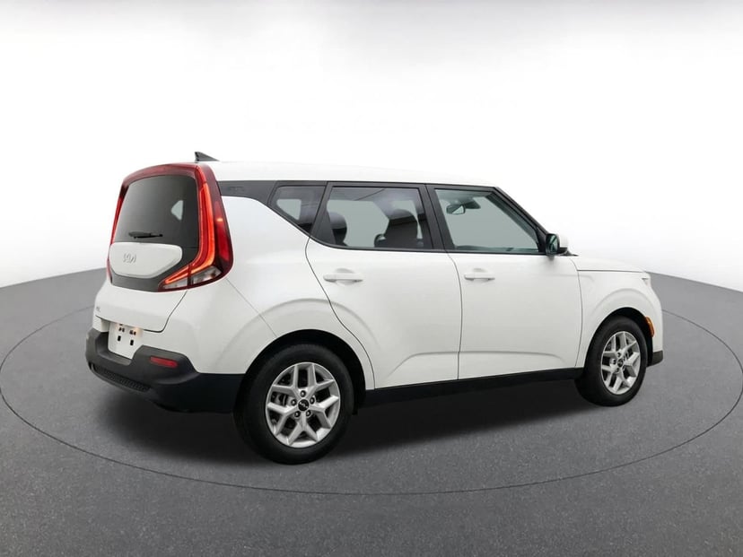 2025 Kia Soul - Image 6