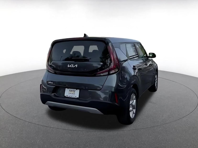 2025 Kia Soul - Image 15