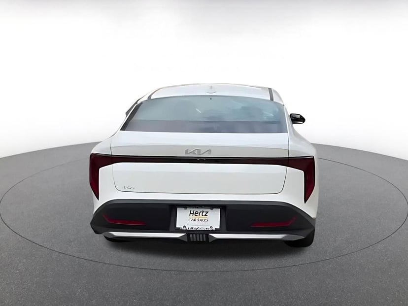 2025 Kia K4 - Image 11