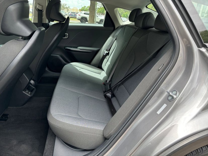 2025 Kia K4 - Image 21