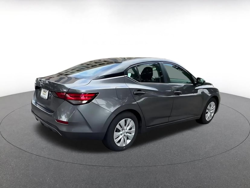 2025 Nissan Sentra - Image 12