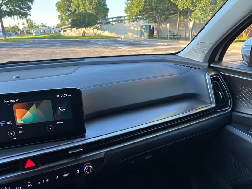 2024 Kia Sorento - Image 31