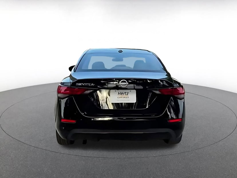 2025 Nissan Sentra - Image 11