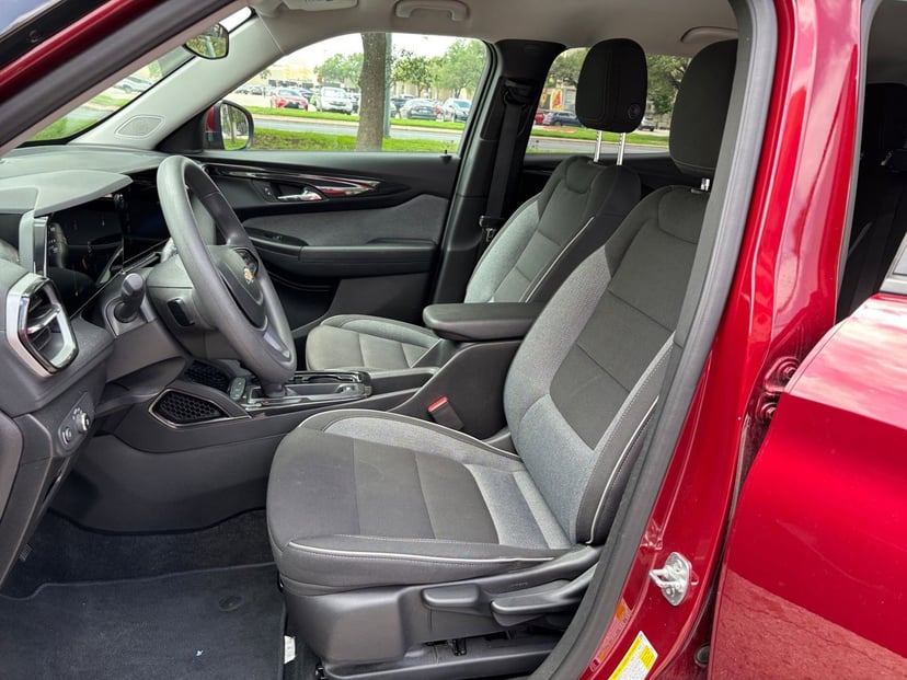 2025 Chevrolet Trailblazer - Image 31