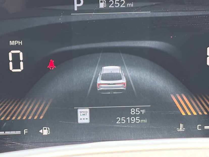 2025 Kia K4 - Image 35