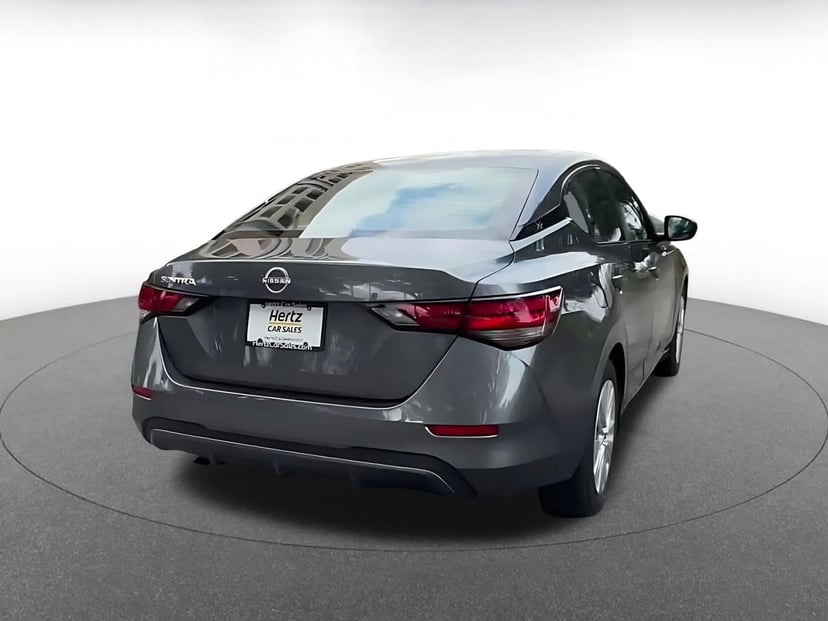 2025 Nissan Sentra - Image 11